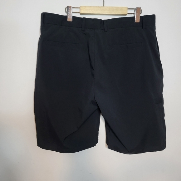 Greg Norman Men's Size 36 Casual Golf Short - Picture 4 of 6